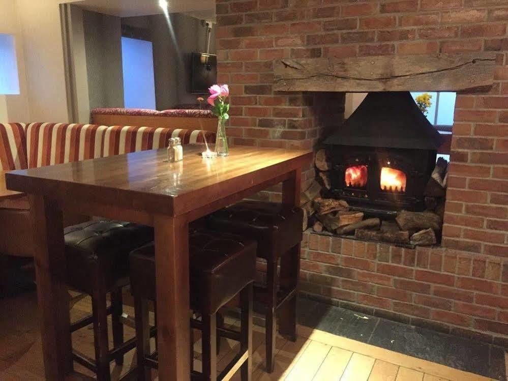 מלון Chew Magna The Warwick Arms מראה חיצוני תמונה